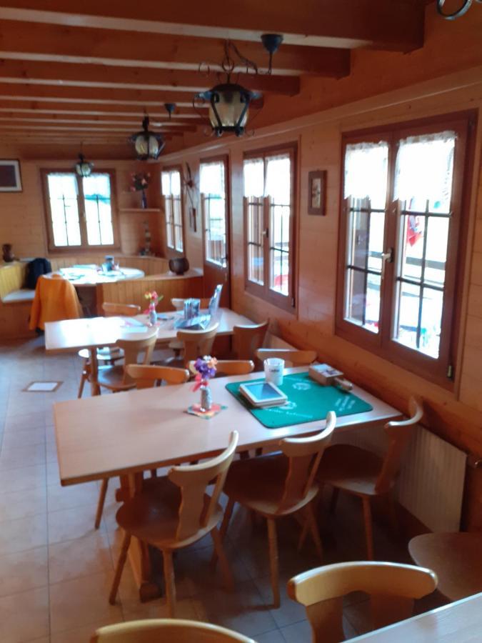 B&B Pension Laerch Obergesteln Buitenkant foto