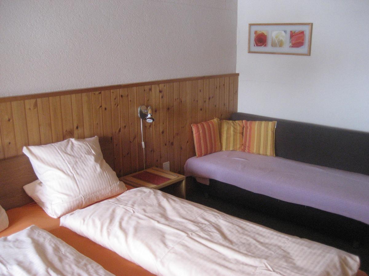 B&B Pension Laerch Obergesteln Buitenkant foto
